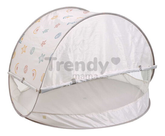 Plážový stan pre deti Breezy Anti UV Tent Clay Earth Beaba s 360° ventiláciou a ochranou proti piesku a hmyzu 120*85 cm béžový so vzorom od 0-36 mes