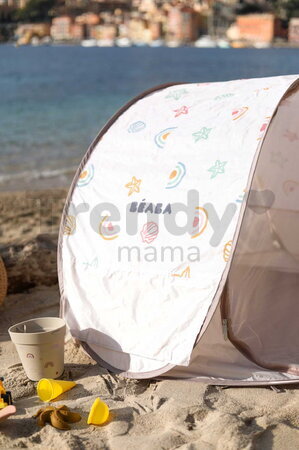 Plážový stan pre deti Breezy Anti UV Tent Clay Earth Beaba s 360° ventiláciou a ochranou proti piesku a hmyzu 120*85 cm béžový so vzorom od 0-36 mes