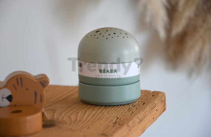 Nočný projektor hviezdnej oblody Pixie Projector Sage Green Beaba s hudbou a zvukmi a so senzorom plaču zelený od 0 mes BE930404