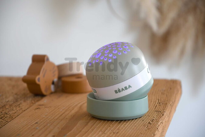 Nočný projektor hviezdnej oblody Pixie Projector Sage Green Beaba s hudbou a zvukmi a so senzorom plaču zelený od 0 mes BE930404