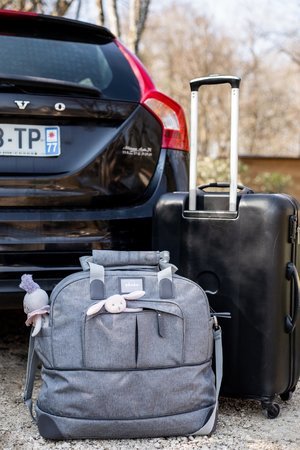 Prebaľovacia taška ku kočíku Beaba Amsterdam II Expandable Travel Changing Bag Heather Grey 2 veľkosti sivá