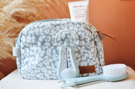 Kozmetická taštička Toiletry Pouch Beaba Cherry Blossom so zipsom sivá so vzorom