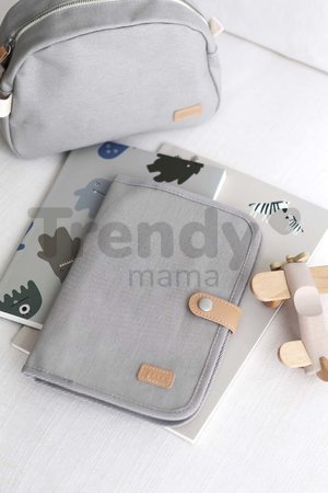 Textilný obal na zdravotnú dokumentáciu dieťaťa Health Book Protection Beaba Canvas Pearl Grey sivý