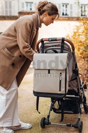 Prebaľovací batoh Oslo Changing Bag Clay Beaba vodeodolný s prebaľovacou podložkou a popruhmi ku kočíku hnedý BE940321