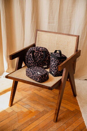 Kozmetická taštička Toiletry Bag Leopard Beaba s leopardím vzorom
