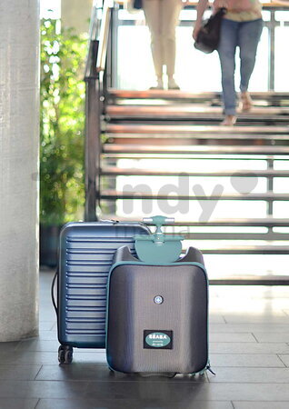 Kufor na kolieskach so sedátkom pre dieťa Travel Case Eazy Luggage Beaba 2v1 s prídavnými kolieskami pre stabilitu 22 l nosnosť až 100 kg čierny BE946