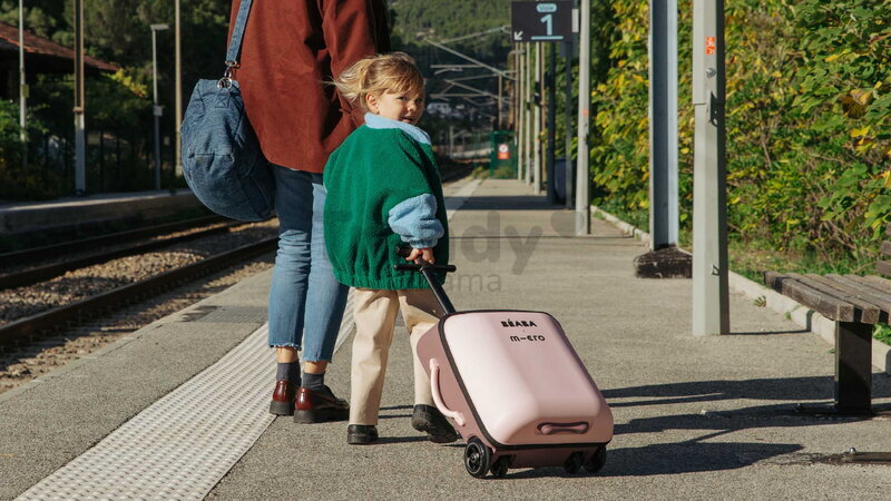 Kufor na kolieskach so sedátkom pre dieťa Carry-On Suitcase With Child Seat Luggage Eazy Sorbet Beaba 2v1 s prídavnými kolieskami pre stabilitu 22 l n