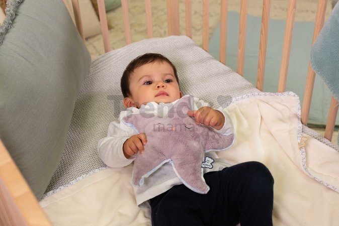Plyšová hviezdica s levanduľovým vankúšikom Feel Good Plush Starfish Petit Calme Kaloo na zahrievanie alebo chladenie sivá 22 cm z jemného materiálu v