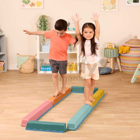 Prekážková dráha Balance & Hop B-Toys na rozvoj rovnováhy, koordinácie a motoriky 10 prekážok BTBX2533Z