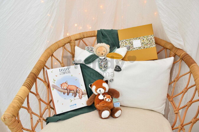 Plüss oroszlán dédelgetéshez Lion Doudou Petal Boh'aime Doudou et Compagnie sárga 27 cm ajándékcsomagolásban 0 hó-tól