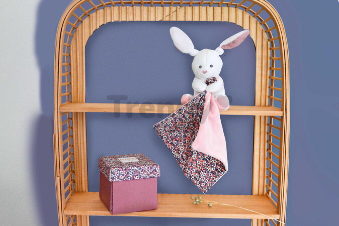 Plüss nyuszi kendővel dédelgetéshez Bunny Plush with Comforter Boh'aime Doudou et Compagnie ajándékcsomagolásban rózsaszín 12 cm 0 hó-tól