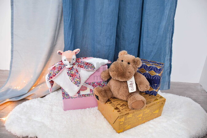 Plüss őzike dédelgetéshez Deer Boh'aime Doudou Petal Doudou et Compagnie rózsaszín 27 cm ajándékcsomagolásban 0 hó-tól