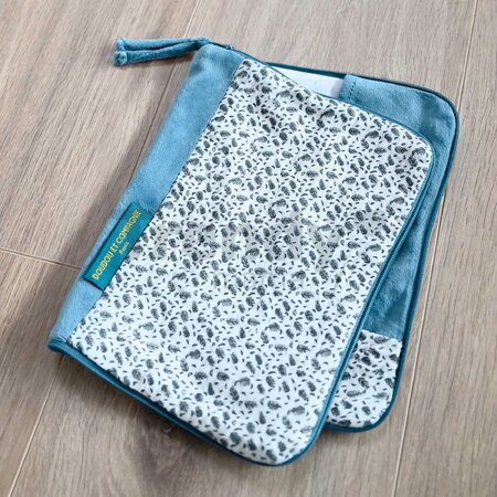 Plyšový obal na zdravotnú dokumentáciu dieťaťa Yoca le Koala Protection of Health Book Doudou et Compagnie modrý 22 cm od 0 mes DC4040