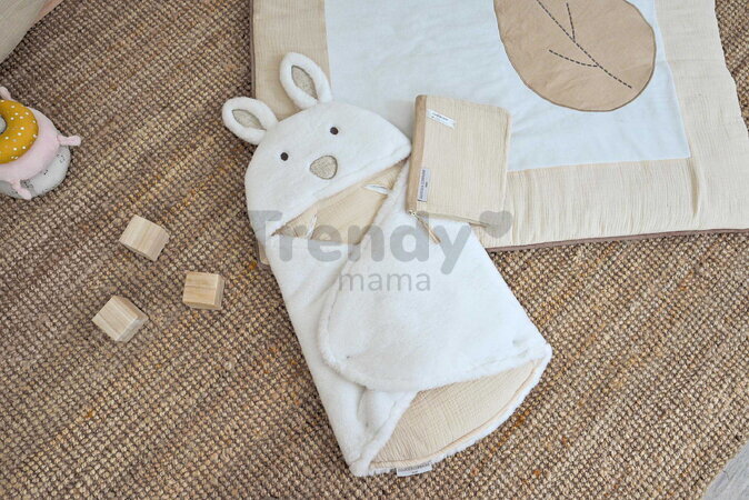 Plyšový obal na zdravotnú dokumentáciu dieťaťa Happy Wild Protection of Health Book Doudou et Compagnie béžový 22 cm od 0 mes DC4122