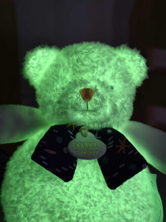 Plyšový medvedík s melódiou svietiaci v tme Moonlight Collection Music Box Doudou et Compagnie v darčekovom balení biely 17 cm od 0 mes