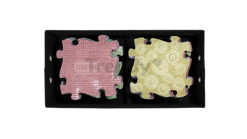 Cutie de depozitare pentru saltele ortopedice, mare MUFFIK roz pastel, capacitate de încărcare 30 kg, 70*35*35 cm