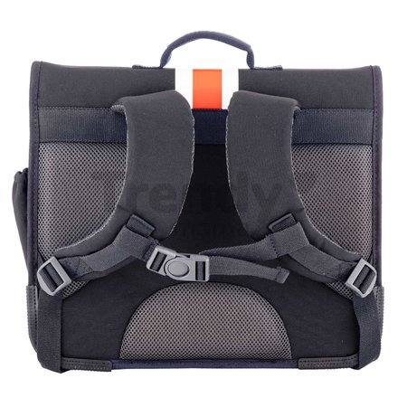 Školská aktovka Schoolbag Paris Large Soccer Bear Jack Piers ergonomická luxusné prevedenie od 6 rokov 32*15*38 cm