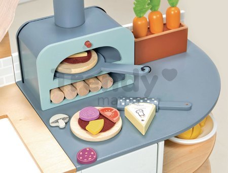 Drevená kuchynka s pecou na pizzu La Fiamma Grand Kitchen Tender Leaf Toys s bohatou výbavou a rozšíreným pultom 101 cm výška