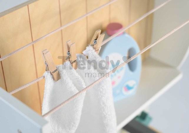 Drevená práčovňa s práčkou s predným plnením Laundrette Tender Leaf Toys s drezom žehličkou a kôš na bielizeň výška 92 cm