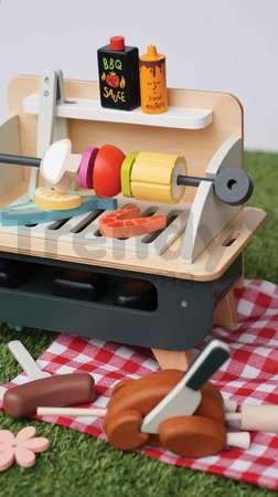 Drevený gril Barbeque Play set Tender Leaf Toys s kuriatkom na grilovanie a zeleninou