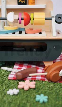 Drevený gril Barbeque Play set Tender Leaf Toys s kuriatkom na grilovanie a zeleninou