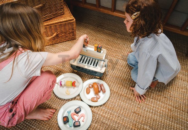 Drevený gril Barbeque Play set Tender Leaf Toys s kuriatkom na grilovanie a zeleninou