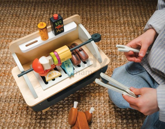 Drevený gril Barbeque Play set Tender Leaf Toys s kuriatkom na grilovanie a zeleninou