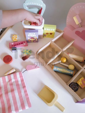 Drevený obchod so sladkosťami Sweetie Pic'N'Mix Shop Tender Leaf Toys s váhou cukríkmi a lízatkami