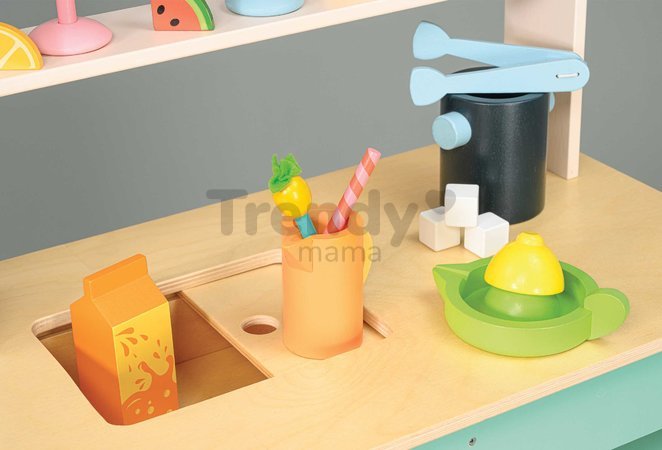 Drevený plážový bar s nápojmi Drinks Trolley Tender Leaf Toys s tabuľkou na písanie kriedou