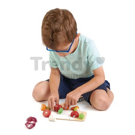 Drevená doska so zeleninou Mini Chef Chopping Board Tender Leaf Toys s nožom na krájanie