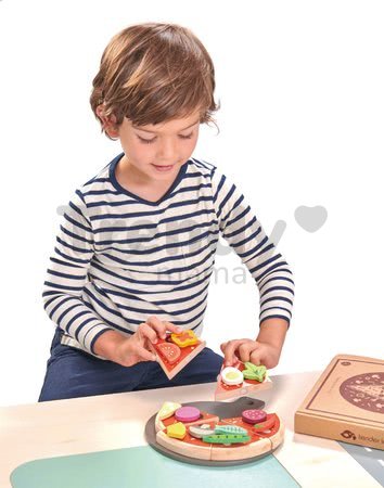 Drevená Pizza Party Tender Leaf Toys so 6 chrumkavými dielmi a 12 potravinami
