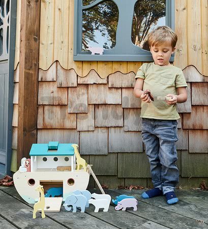 Drevená Noemova archa so zvieratkami Noah's Wooden Ark Tender Leaf Toys 10 párov zvierat