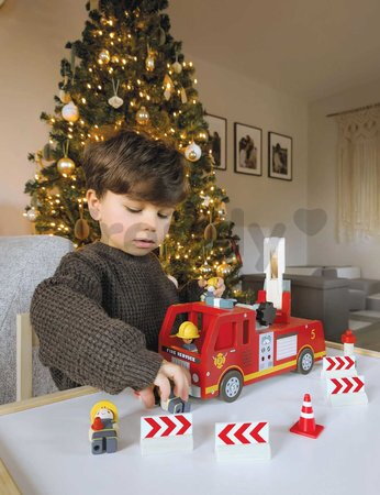 Drevené hasičské auto Fire Engine Tender Leaf Toys s funkčnou plošinou a 4 hasiči s doplnkami