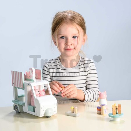 Drevené autíčko s mliečnym barom Kitty´s Milkshake Van Tender Leaf Toys s 3 figúrkami mačičiek