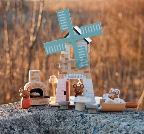 Drevený veterný mlyn Penny Windmill Tender Leaf Toys s pecou na pečenie chleba a 3 figúrky myšiek