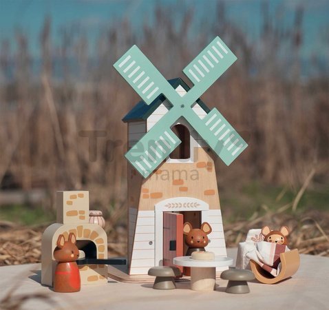 Drevený veterný mlyn Penny Windmill Tender Leaf Toys s pecou na pečenie chleba a 3 figúrky myšiek