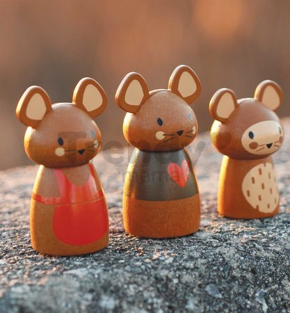 Drevený veterný mlyn Penny Windmill Tender Leaf Toys s pecou na pečenie chleba a 3 figúrky myšiek