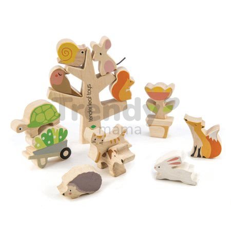 Drevené zvieratká lezúce po strome Stacking Garden Friends Tender Leaf Toys v plátenom vrecúšku od 18 mes