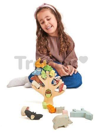 Drevený strom s rovnováhou Stacking Forest Tender Leaf Toys s 19 zvieratkami a lesnými plodmi od 18 mes