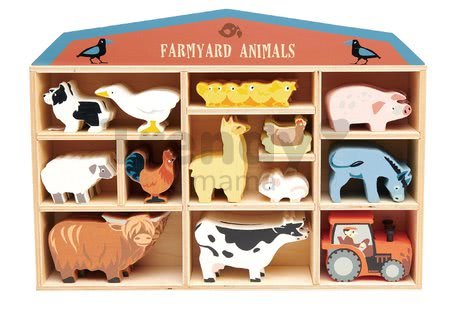 Drevené domáce zvieratká na poličke 13 ks Farmyard set Tender Leaf Toys 