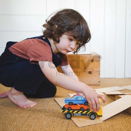 Drevené stohovateľné autíčka Stacking Cars Tender Leaf Toys 7 druhov autíčok pre rozvoj jemnej motoriky od 18 mes
