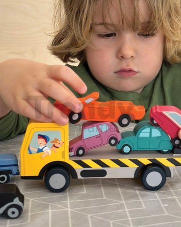 Drevené stohovateľné autíčka Stacking Cars Tender Leaf Toys 7 druhov autíčok pre rozvoj jemnej motoriky od 18 mes