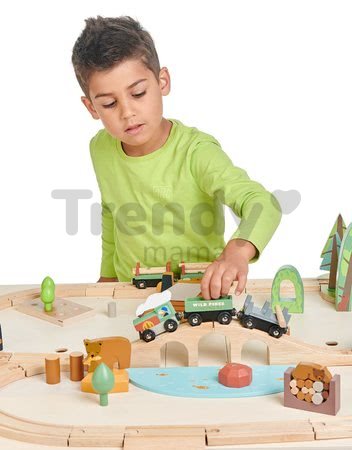 Drevená vláčikodráha v borovicovom lese Wild Pines Train set Tender Leaf Toys s vlakom a autami zvieratká s prírodou