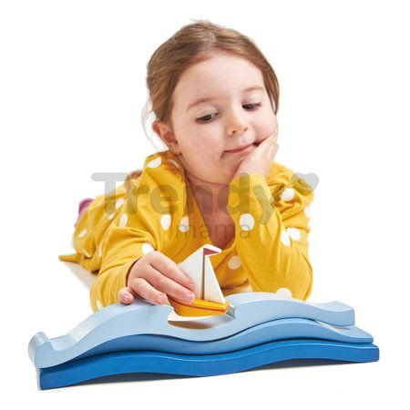 Drevený oceán Blue Water Tender Leaf Toys s troma vlnami a loďkou