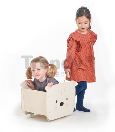 Drevený vozík na ťahanie Pull Along Bear Cart Tender Leaf Toys na 4 kolieskach v tvare medveďa