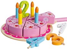 Drevená narodeninová torta na podnose Cake Eichhorn so sviečkami a číslami od 24 mes