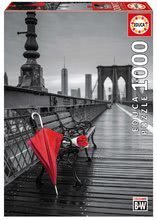 Puzzle Black&White Red Umbrella, Brooklyn Bridge Educa 1000 dielov a Fix lepidlo od 11 rokov
