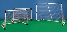 Poartă de fotbal 2 în 1 Mondo cu minge şi cu pompă, cu lăţime de 183 cm de la 5 ani