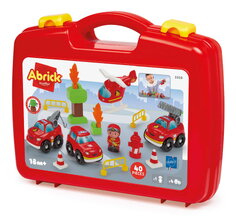 Stavebnica v kufríku Požiarnici Firefighter Suitcase Abrick Écoiffier 40 doplnkov s figúrkou a 4 vozidlami od 18 mes ECO3359