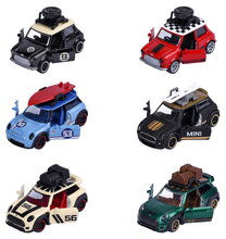 Autíčko Mini Deluxe Majorette kovové 6 rôznych druhov so zberateľským boxom dĺžka 7,5 cm 1:64